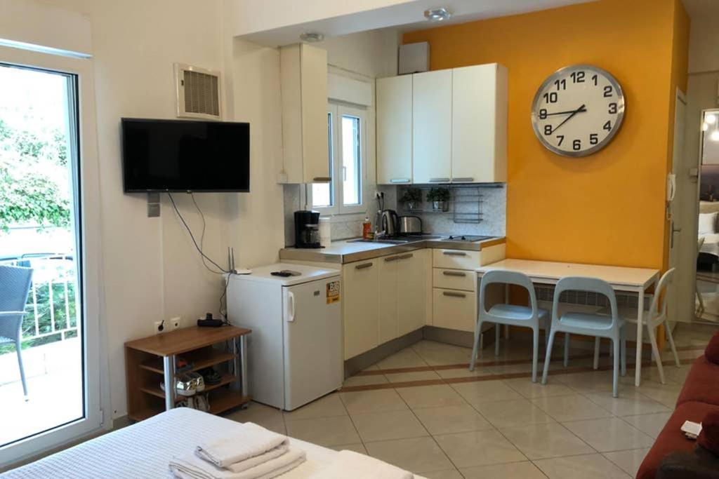 Cozy Studio Near The Beach Nea Iraklitsa ภายนอก รูปภาพ