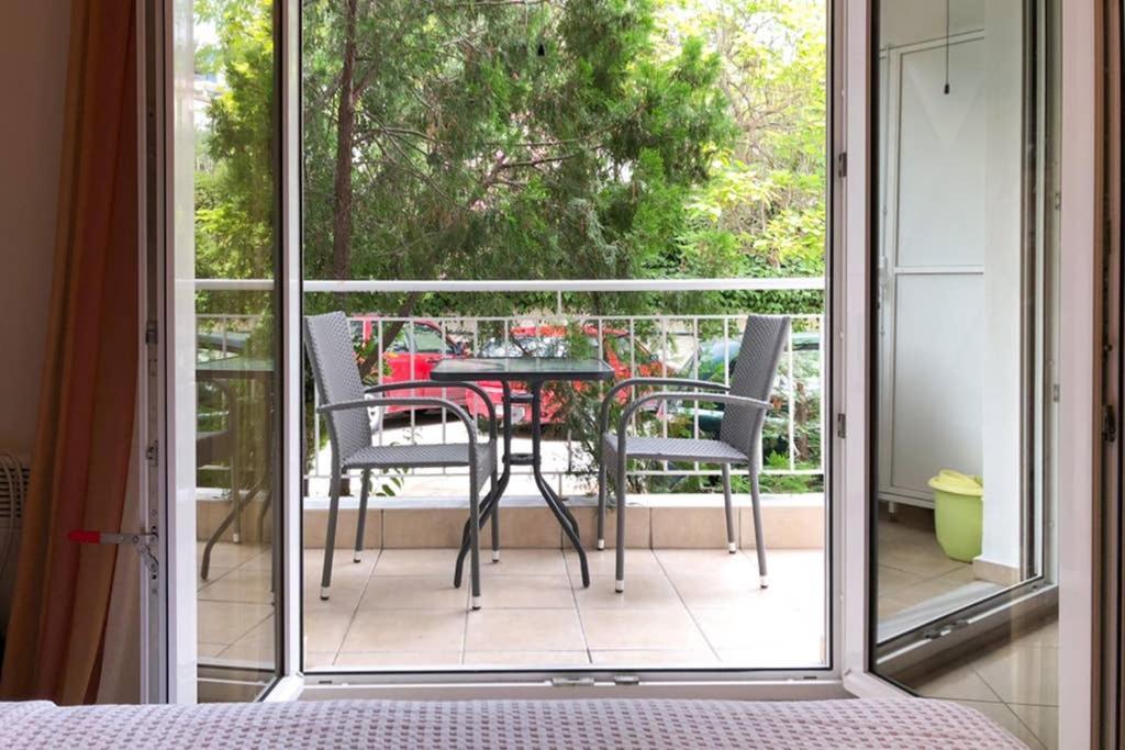 Cozy Studio Near The Beach Nea Iraklitsa ภายนอก รูปภาพ